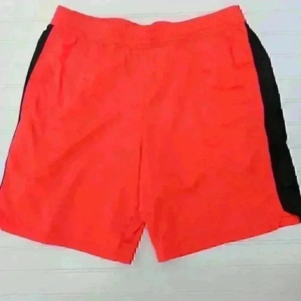 Under Armour Fitted Coral/Black Athletic Shorts